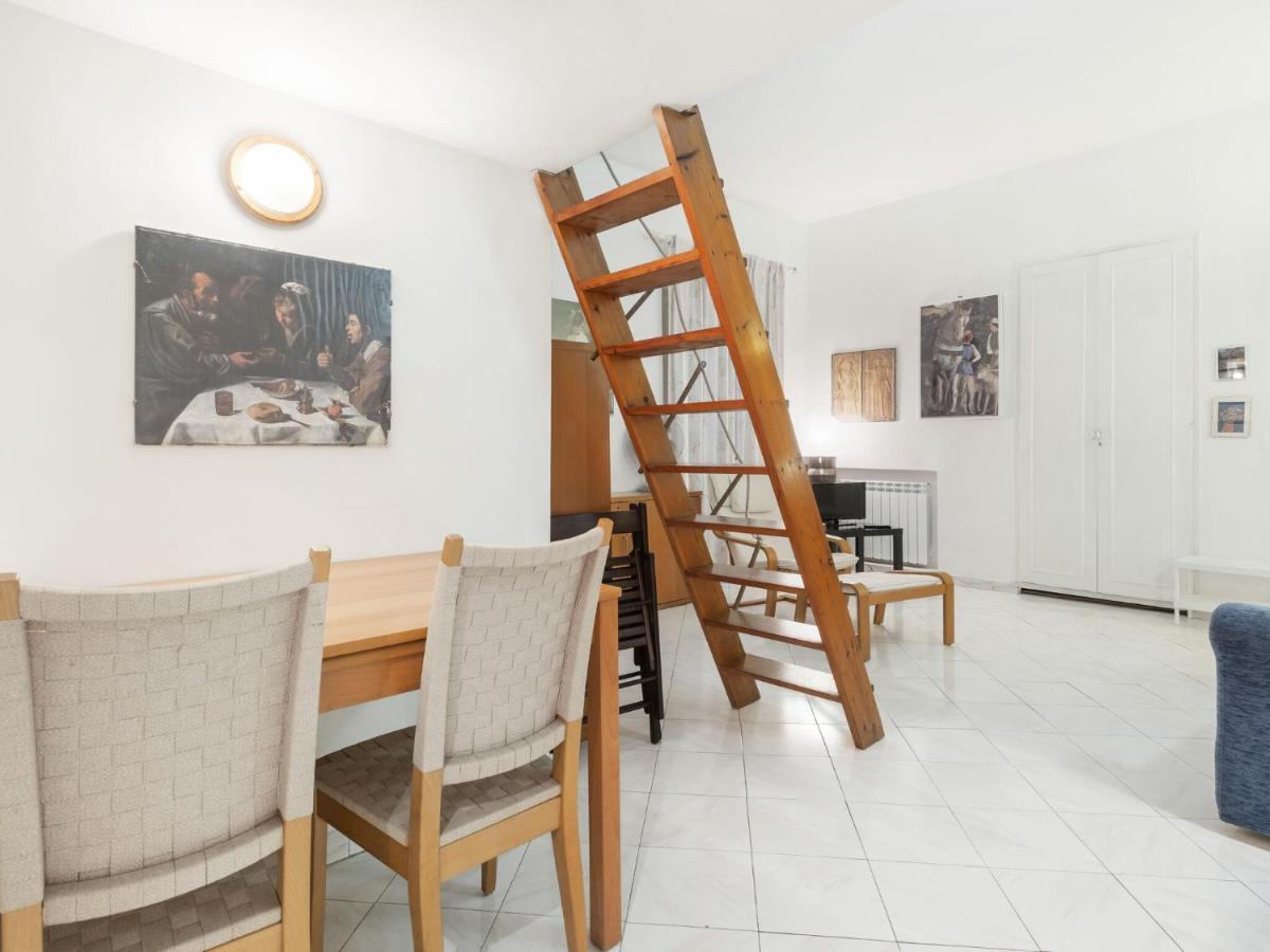 Cosy In With Mezzanine Vakantiehuis *